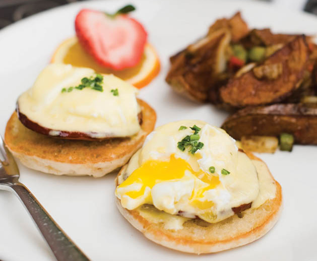 Patio Dining, EdinaStyle Edina